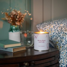 White Rose and Lily Candle