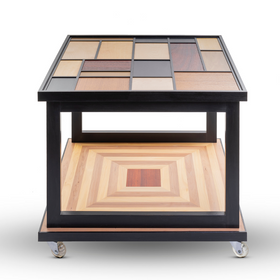 Tavolino da salotto a intarsi in legno