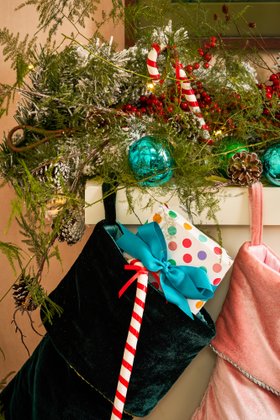 Playful maximalism/ Retro nostalgia Christmas