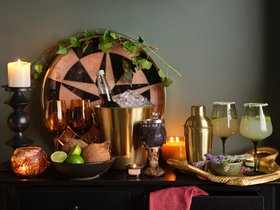 Halloween Bar