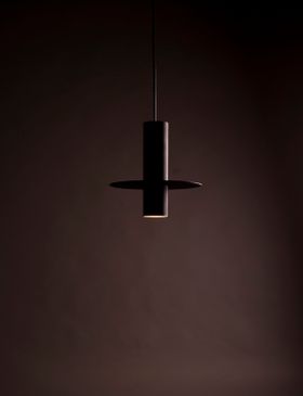 Kreis - lampada a sospensione nera