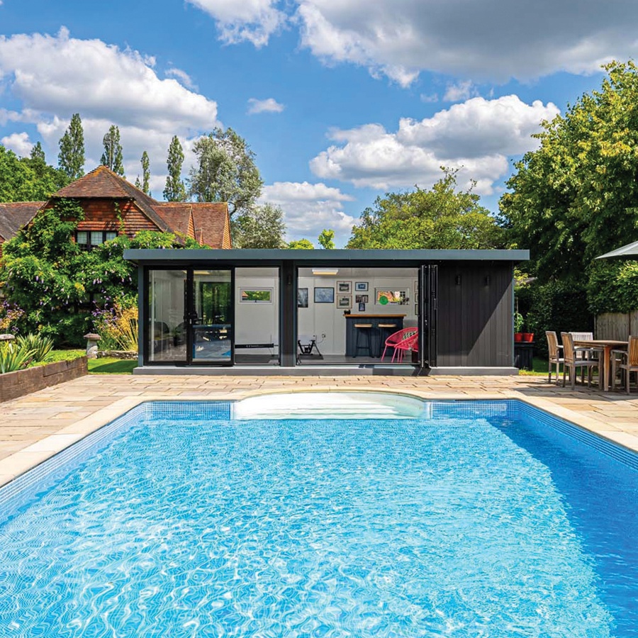 Garden Bar Pool