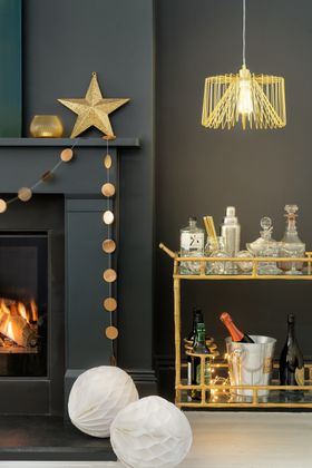 Amadeus Wire Pendant Shade In Gold