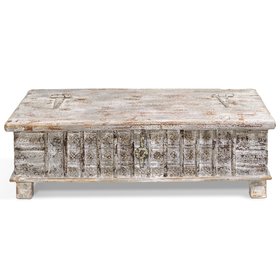 Iron Bound Vintage Indian Cream Chest
