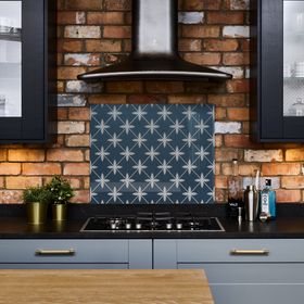 Laura Ashley Wicker Midnight Seaspray Self-Adhesive Glass Splashback 900mm x 750mm