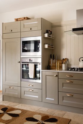 Preloved Mackintosh Shaker Kitchen