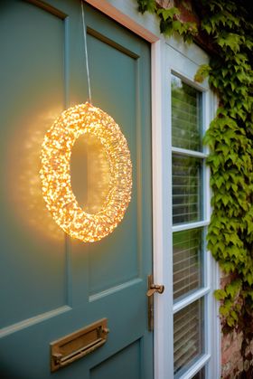 Light Up Wreath