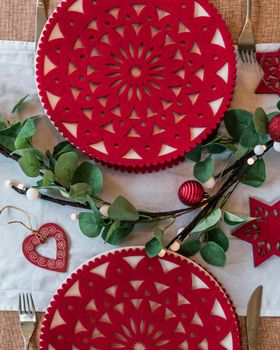 Berry Branch Eucalyptus Garland