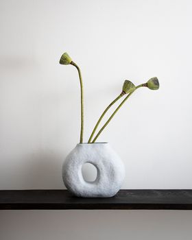 Organic Circle Vase Matt Ice Blue