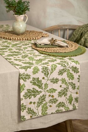 Acorn Runner With Seagrass Mat & Jute Circular Olive Placemat And Acorn Napkin Ring