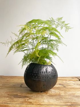 Black Calabash Carved Plant Pot
