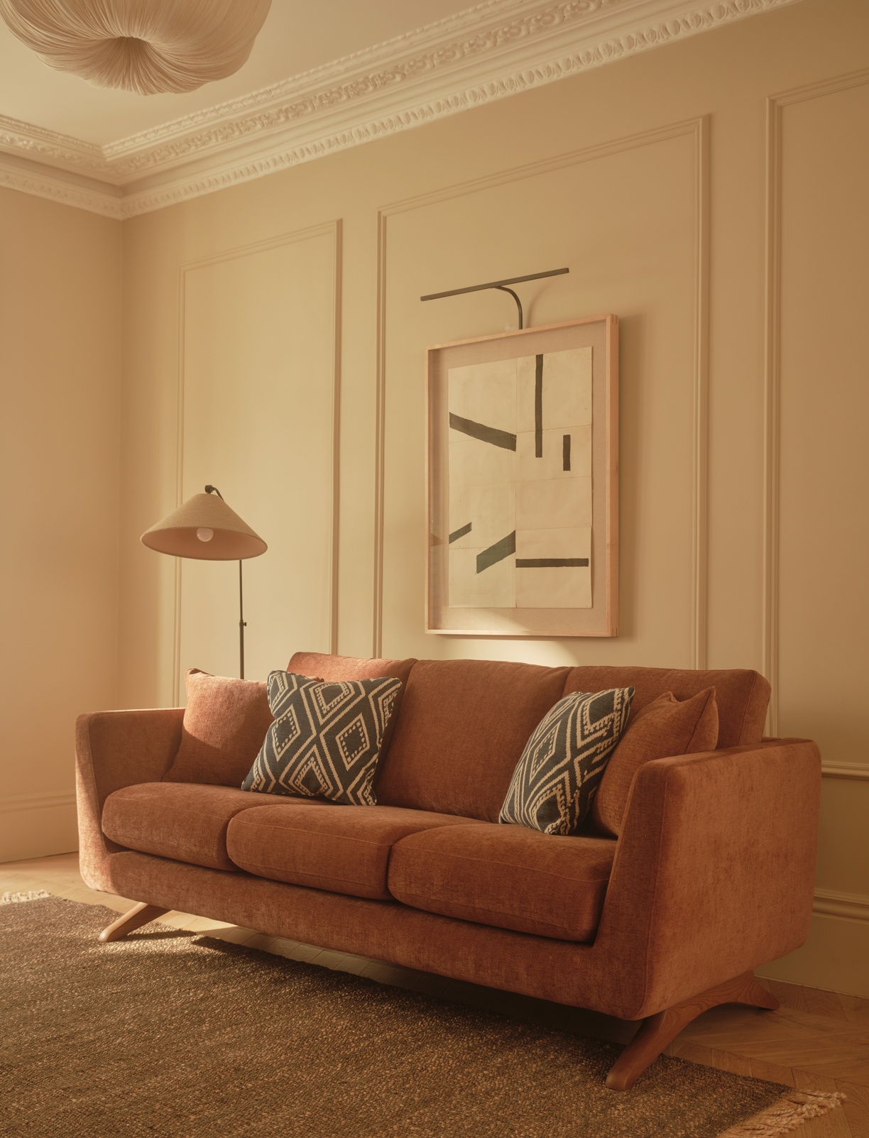 ercol Furniture Ballard Large Sofa in a Vintage Finish and Tuscan Fabric