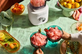 KitchenAid Pure Power Blender in Porcelain White