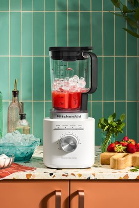 KitchenAid Pure Power Blender in Porcelain White