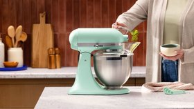 KitchenAid Artisan Tilt-Head 4.7L Stand Mixer Colour Of The Year 2026, Spearmint
