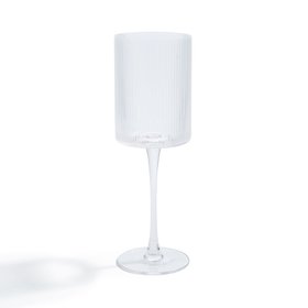 Clear Ribbed Wine Glass