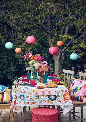 SS26 LB Sophie Robinson Desired Main Outdoor Shot I Alt03 Portrait