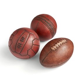Set of 3 vintage sports balls
