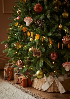 XMAS26 LB Christmas Harvest Living Main Alt01 A4 PORTRAIT