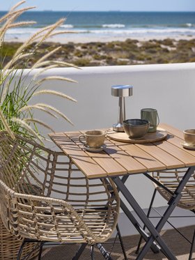 DRAMMEN L210 table teak + 4 ILDERHUSE chair natural