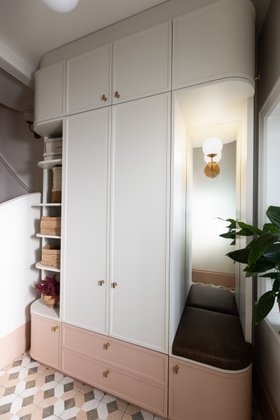 Entrance hall cupboard by Wood Works Brighton