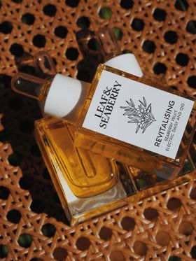 LEAF&SEABERRY Revitalising Botanical Face Oil
