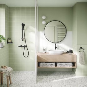 GROHE bathroom with Vitalio Joy+ 120 shower with Aquabooster technology & GROHE Essence tap in Matte Black