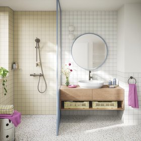 GROHE Bathroom With Vitalio Joy+ 120 Shower With Aquabooster Technology & GROHE Essence Tap In Brushed Hard Graphite