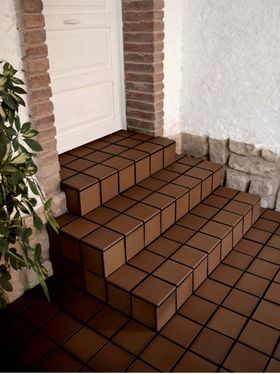 Spanish Flame Brown Quarry Floor Tiles – Round Edge