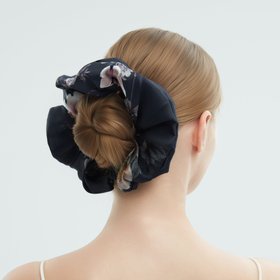Silk Scrunchie – Black Oversize | Fleur Japonaise