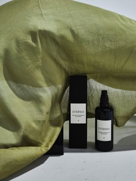 Von -Evernia Room Spray