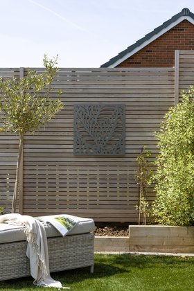 Grey Tropic Palm Decorative Garden Screen - 0.6m x 0.6m