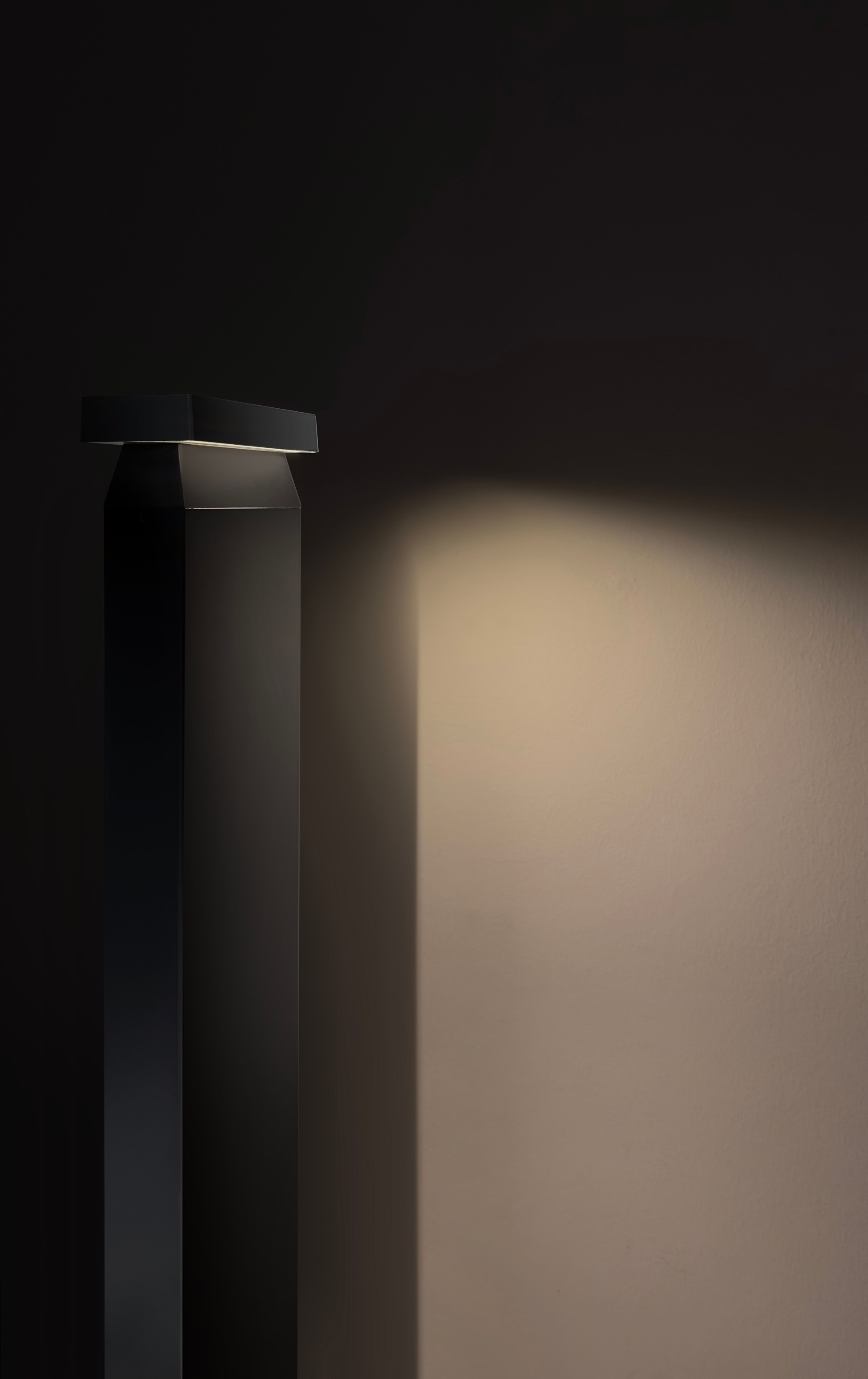 Linea Light Group - Buzzer_Q