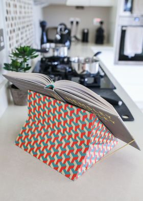 The People's Stand - tablet and book stand - Retro