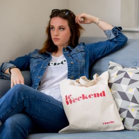 Le Weekend Medium Tote Red Text
