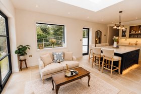 Real Home: Kitchen Featuring Wunda Rapid Response Underfloor Heating PohotCredit: Nicky & Harri (@nickyandharri)