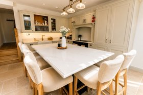 Real Home: Kitchen Featuring Wunda Rapid Response Underfloor Heating PohotCredit: Nicky & Harri (@nickyandharri)