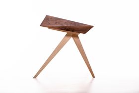 WOW Desk , designed by Alexandre Caldas for AROUNDtheTREE