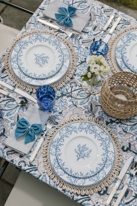 Kingfisher Blue Velvet Napkin Bows