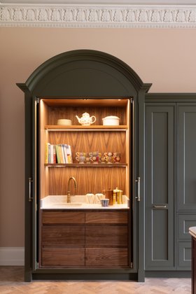 Searle & Taylor - Classic Bespoke Shaker Tea Station