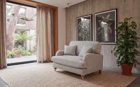 Cambourne Snuggle Chair