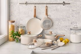 GreenPan NEW Essence 5-Piece set in Taupe (18cm Saucepan with lid, 24cm Casserole with lid, 20cm and 26cm Frying Pans, 24cm Skillet with Lid, Silicone Solid Spoon and Silicone Solid Turner) RRP £225.