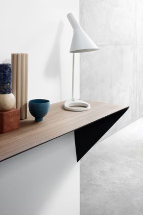 Mensola MAMBA LIGHT di Victor Vasilev per MDF