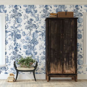 French Kiss Fleurie Wallpaper