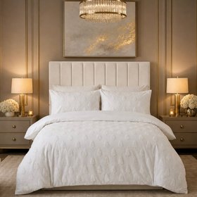 Noelle White Tufted Christmas Tree Duvet Set