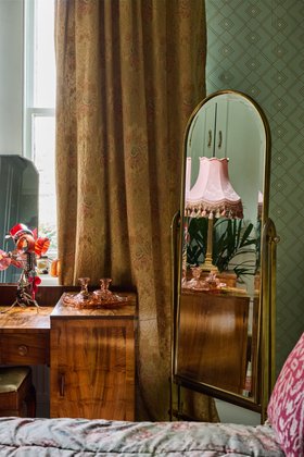 T&T x Nina Watson - The Rose Quartz Damask Lampshade