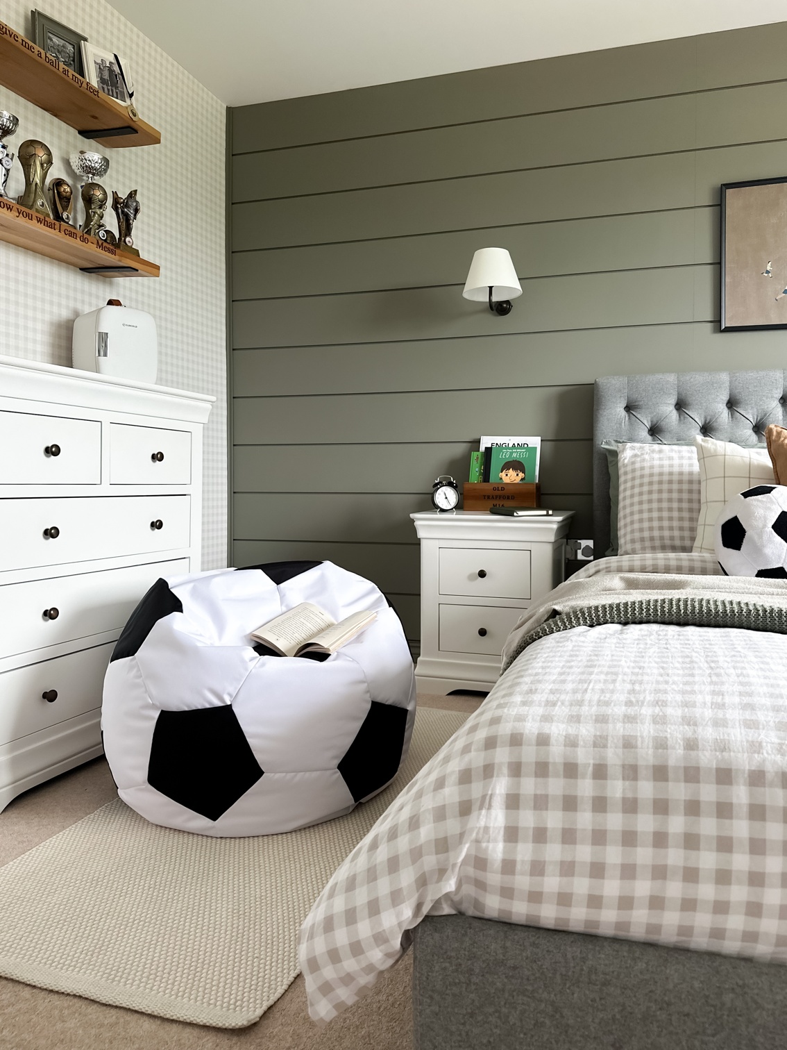 Kids Slouchbag Bean Bag - Indoor/Outdoor - Football