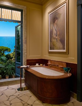 Ca' Pietra WOW House Bathroom By De Rosee Sa