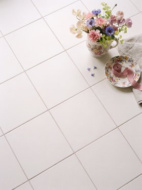 Ca' Pietra x Sanderson Plain Orchid White