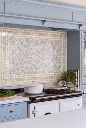 Ca' Pietra x Sanderson STUDIO Anthos Pottery Blue, Border & Corner
